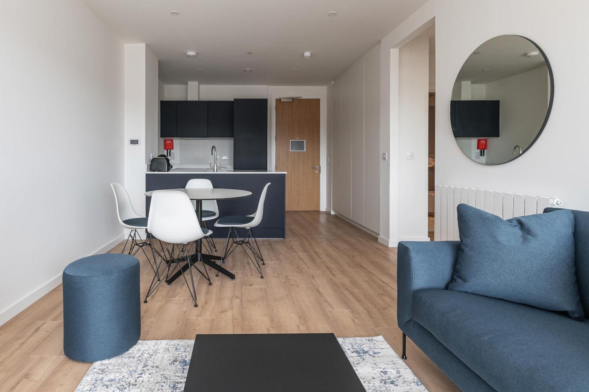Apartment The Cornerstone One By At *